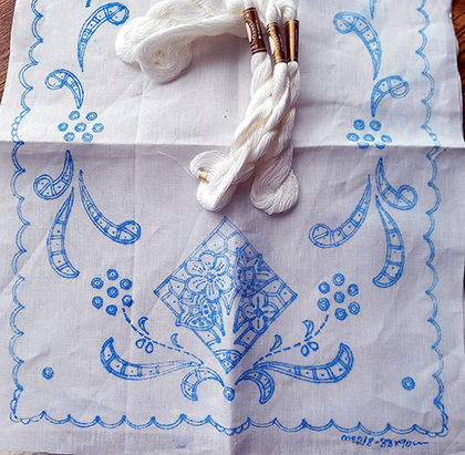 Richelieu embroidery 